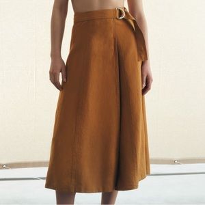 Used. Zara linen blend Pareo skirt
